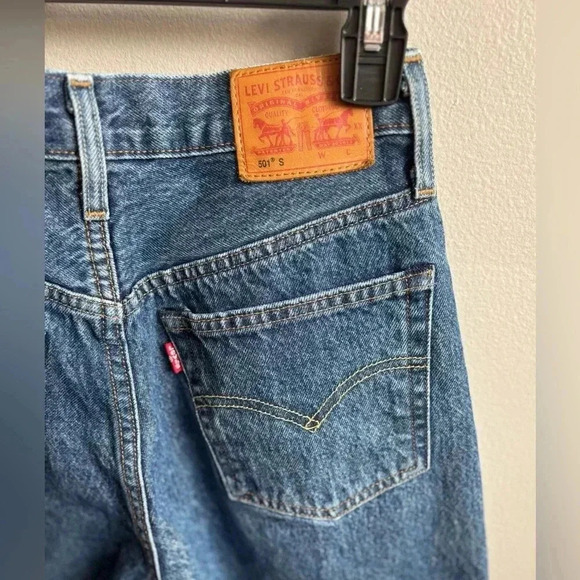 Levi's Pants - Levis 501 w25 L28 Levi’s 501 dark blue raw blue 80s USA straight leg
